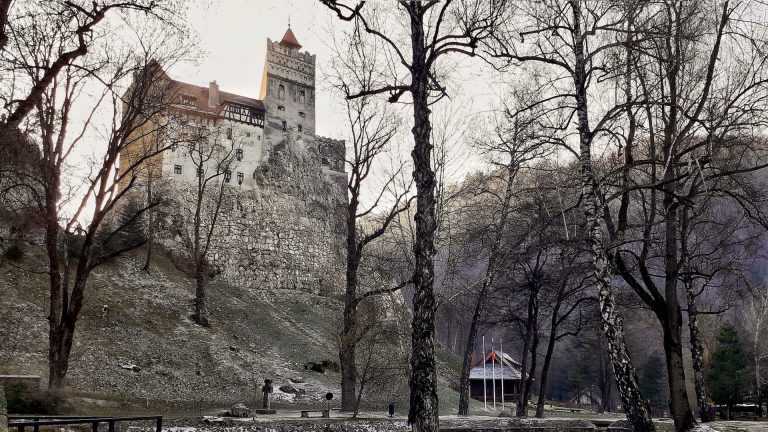 Read more about the article Dracula’s Castle